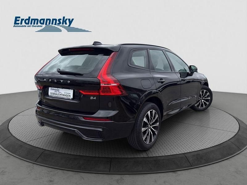 Gebraucht Volvo XC60 Plus 197 PS (144 kW) 2022 Schwarz SUV