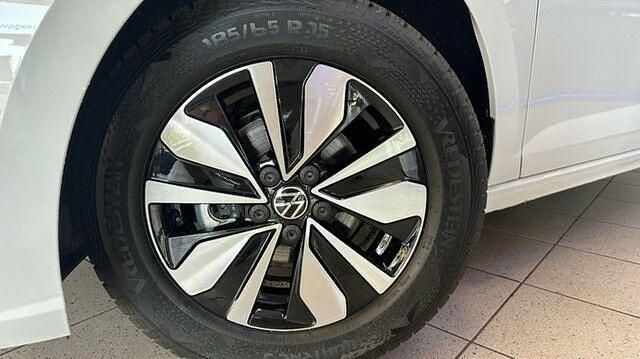 Gebraucht VW Polo Life 80 PS (58 kW) 2023 Pure white Limousine