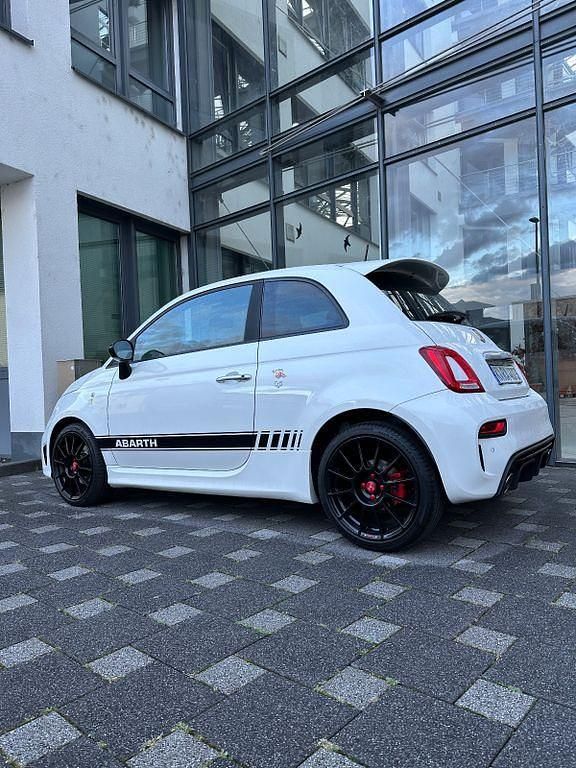 Weiß Gebraucht 2016 Abarth 595 Kleinwagen | 14.750 € (Teuer) - Bild 1/4