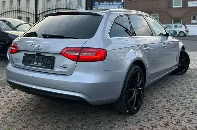 Gebraucht Audi A4 Ambiente 150 PS (110 kW) 2015 Grau Kombi