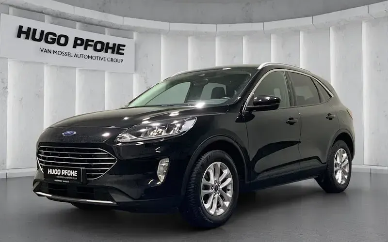 Gebraucht Ford Kuga Titanium 120 PS (88 kW) 2022 Agate black metallic SUV