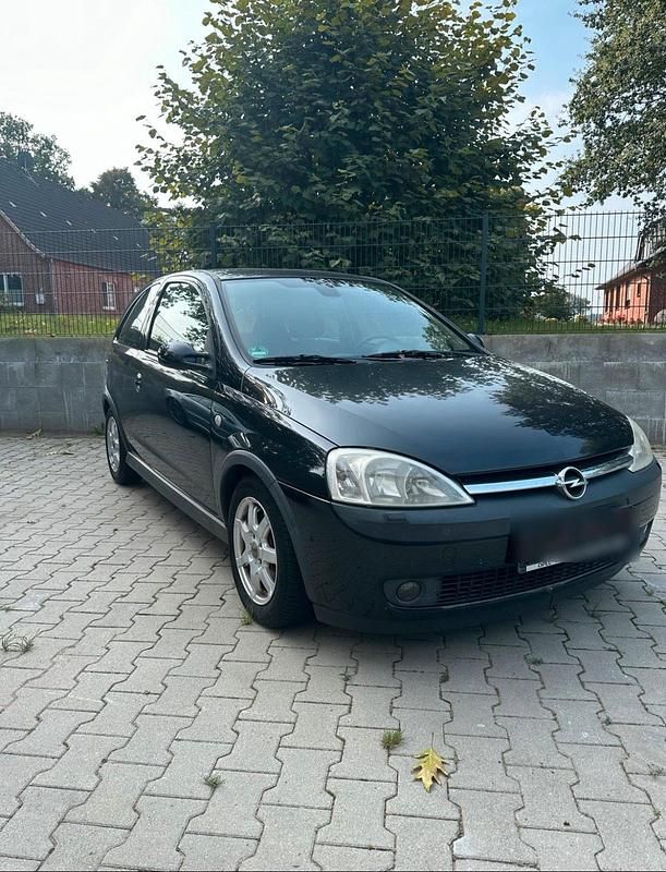 Schwarz Gebraucht 2002 Opel Corsa Kleinwagen | 750 € (Guter Preis) - Bild 1/4