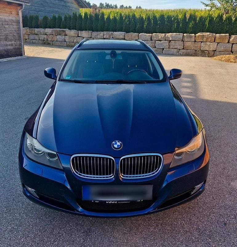 Blau Gebraucht 2010 BMW 325 Kombi | 6.500 € (Superpreis) - Bild 1/4