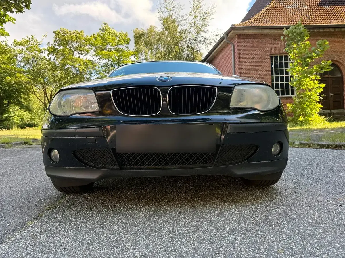 Gebraucht BMW 116 115 PS (84 kW) 2005 Schwarz Kleinwagen