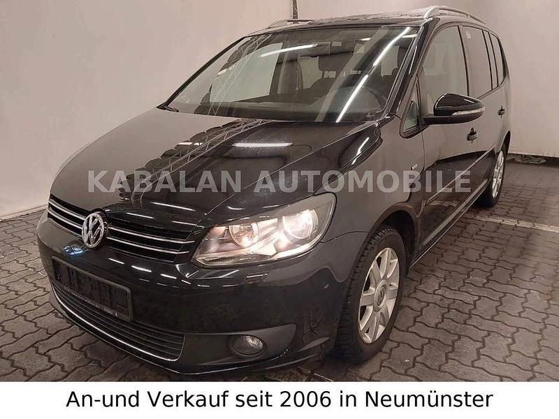 Gebraucht VW Touran Cup 105 PS (77 kW) 2015 Schwarz Van / Kleinbus