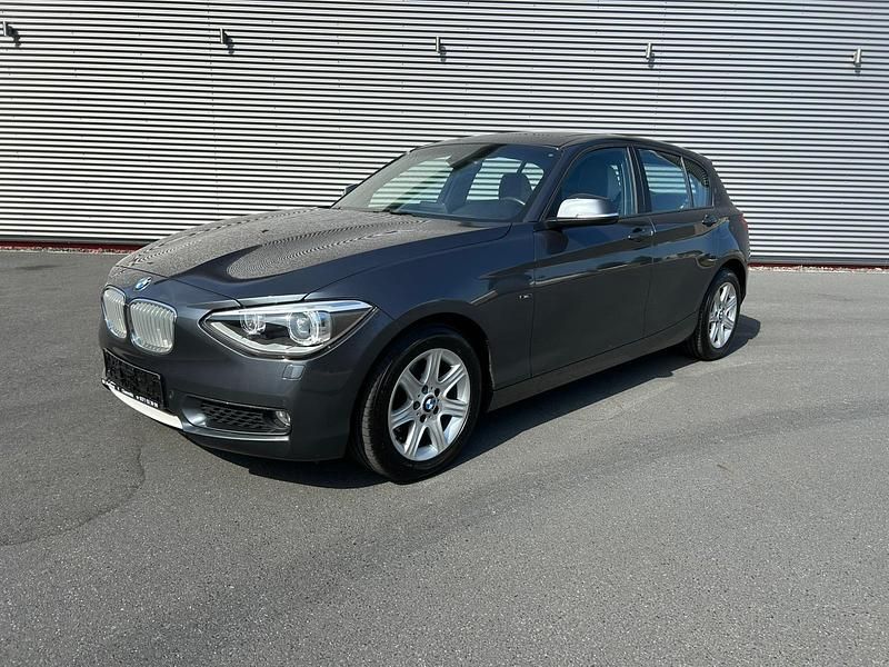 Grau Gebraucht 2012 BMW 116 Urban Line Kleinwagen | 11.490 € (Etwas zu teuer) - Bild 1/4