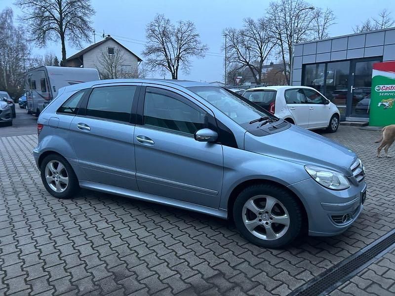 Gebraucht Mercedes B170 116 PS (85 kW) 2007 Blau Van / Kleinbus