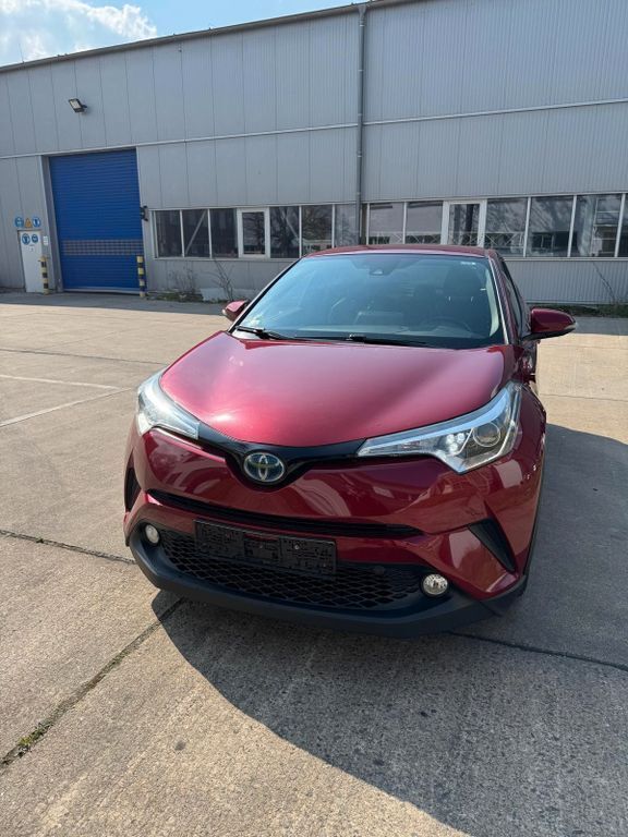 Rot Gebraucht 2018 Toyota C-HR Multidrive S SUV | 14.000 € (Fairer Preis) - Bild 1/4