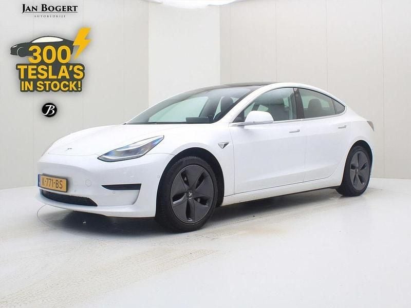 Gebraucht Tesla Model 3 Standard Range 225 kW (306 PS) 2020 Weiß Limousine