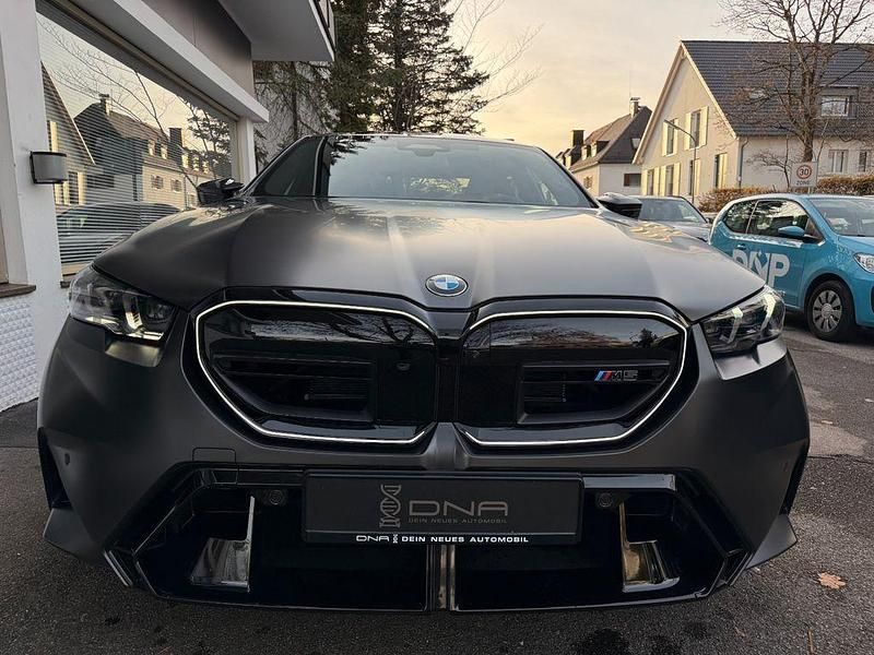 Gebraucht BMW M5 Performance 727 PS (534 kW) 2025 Grau Limousine