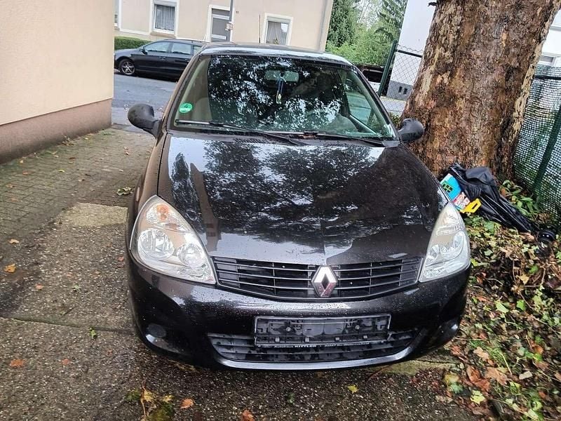 Gebraucht Renault Clio II Dynamique 75 PS (55 kW) 2009 Limousine