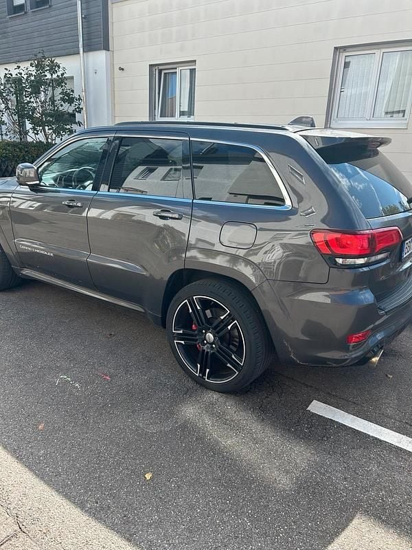Grau Gebraucht 2014 Jeep Grand Cherokee SRT SUV | 24.900 € (Guter Preis) - Bild 1/4