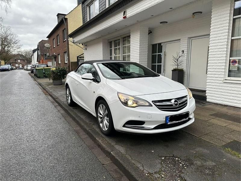 Gebraucht Opel Cascada 120 PS (88 kW) 2016 Weiß Cabrio