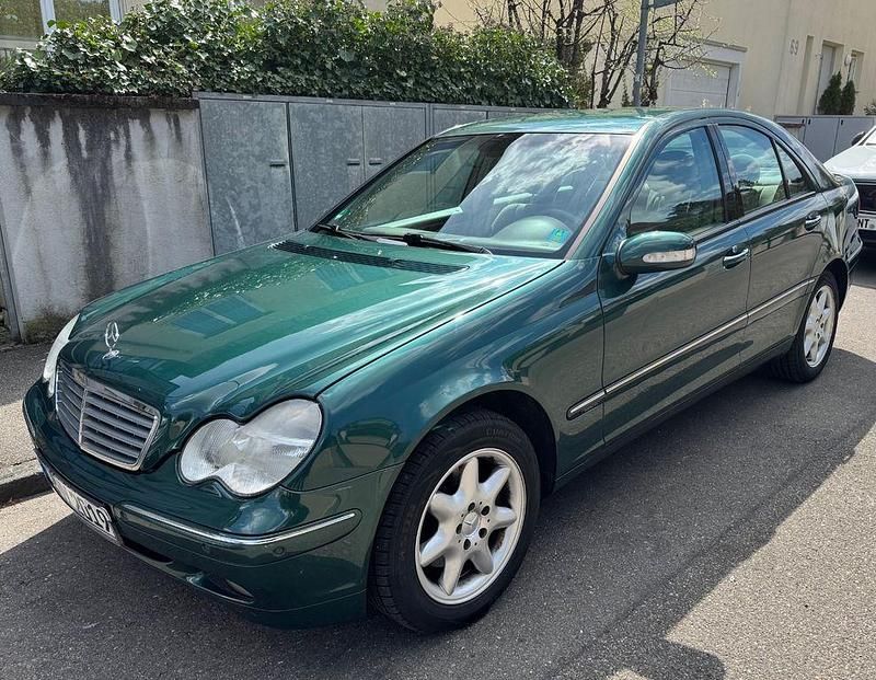Gebraucht Mercedes C240 170 PS (125 kW) 2000 Grün Limousine