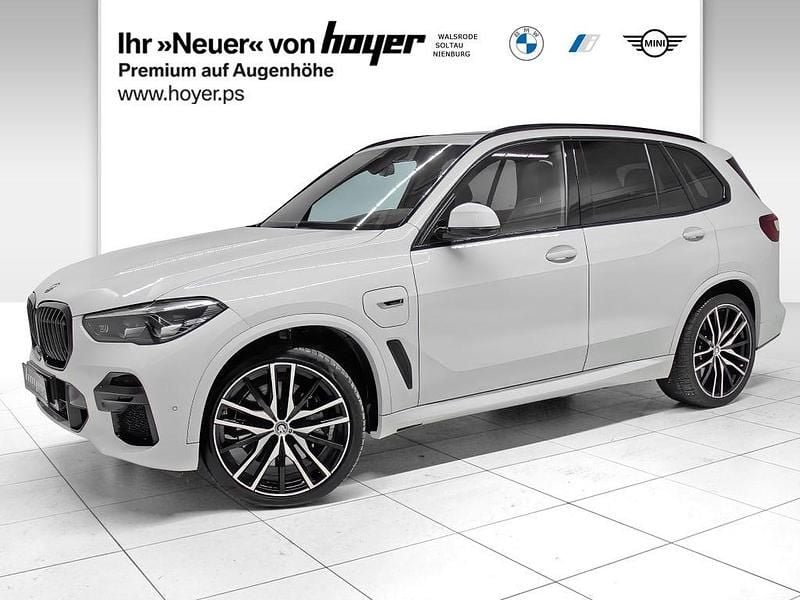 Gebraucht BMW X5 M Sport 394 PS (289 kW) 2022 Alpinweiss iii SUV