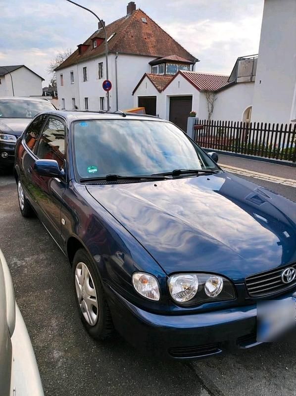 Occasion Toyota Corolla 97 ch (71 kW) 1999 Bleue Coupé