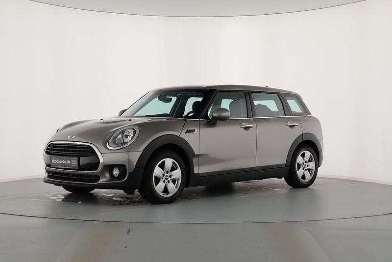 Melting silver metallic Gebraucht 2018 Mini Cooper Clubman Kombi | 12.790 € (Superpreis) - Bild 1/4