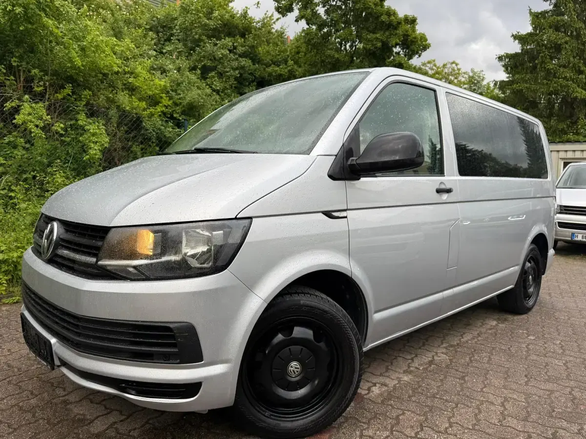 Gebraucht VW Multivan 150 PS (110 kW) 2015 Silber Van / Kleinbus