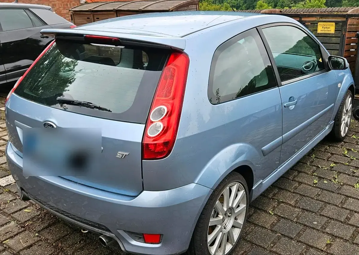 Gebraucht Ford Fiesta ST 150 PS (110 kW) 2006 Blau Kleinwagen