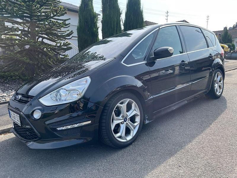 Gebraucht Ford S-MAX Titanium S 200 PS (147 kW) 2013 Schwarz Van / Kleinbus