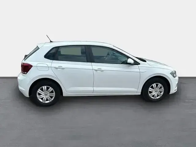 Gebraucht VW Polo Trendline 80 PS (58 kW) 2020 Weiss Kleinwagen