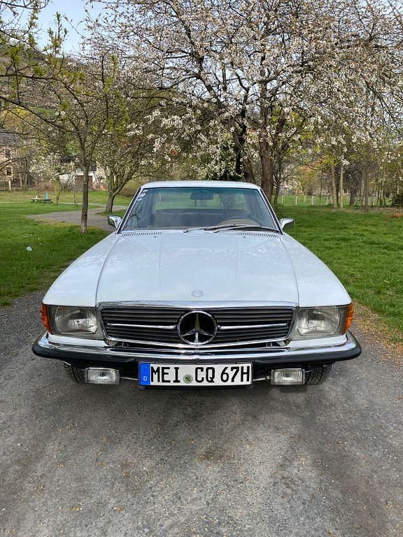 Gebraucht Mercedes 350 200 PS (147 kW) 1973 Weiß Coupé