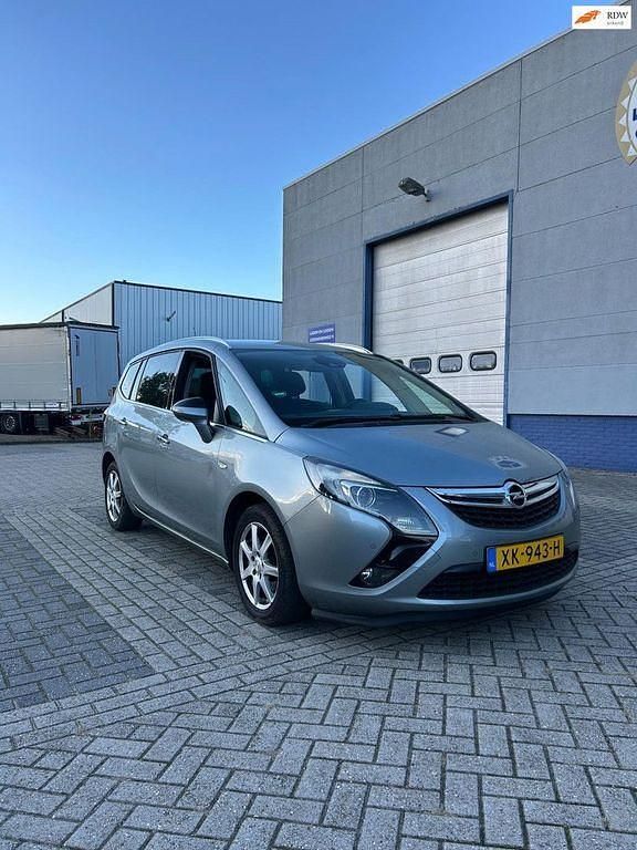 Grau Gebraucht 2012 Opel Zafira Tourer Cosmo Van / Kleinbus | 2.500 € (Superpreis) - Bild 1/4