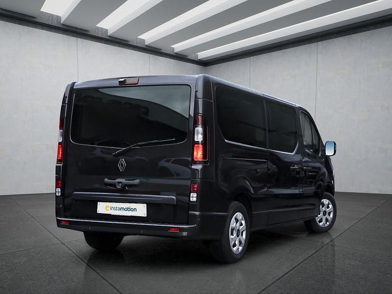 Gebraucht Renault Trafic 150 PS (110 kW) 2024 Schwarz Van / Kleinbus