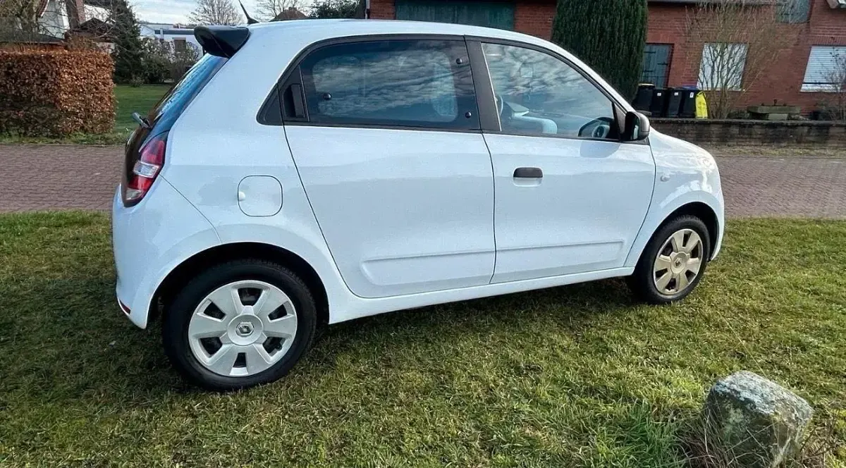 Gebraucht Renault Twingo 70 PS (51 kW) 2019 Weiß Kleinwagen