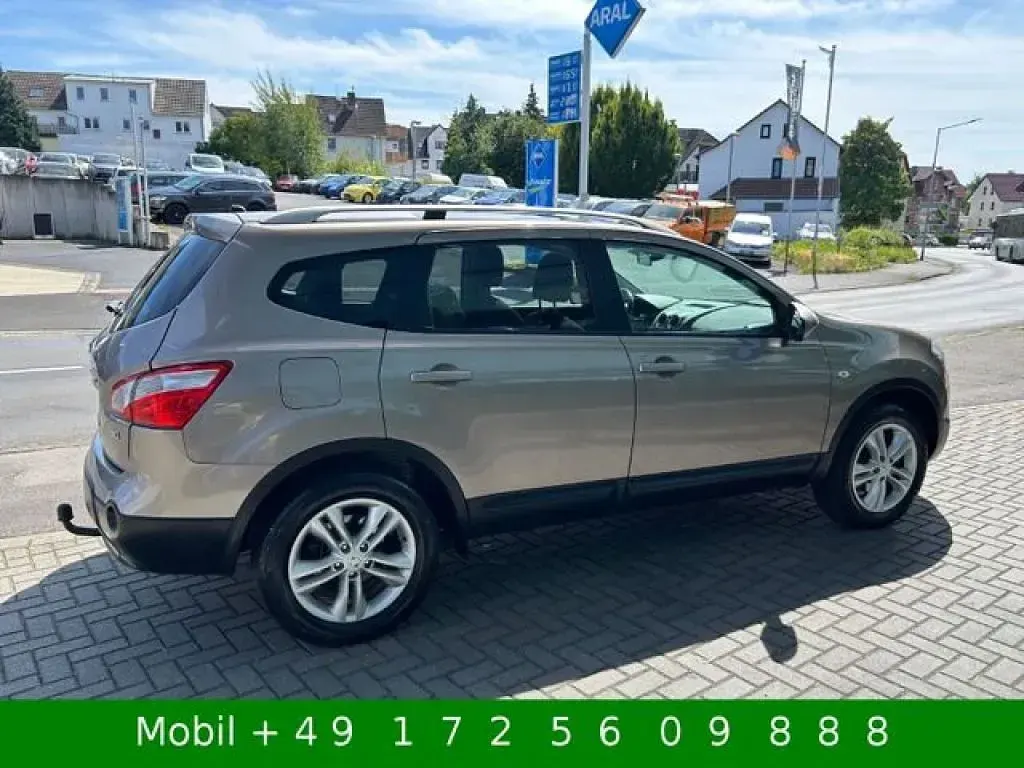 Gebraucht Nissan Qashqai Acenta 110 PS (80 kW) 2012 Cafe latte (metallic) SUV