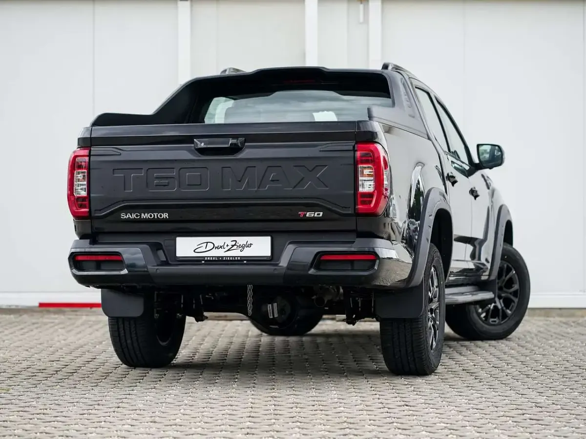 Gebraucht Maxus T60 215 PS (158 kW) 2026 Schwarz metallic Pickup