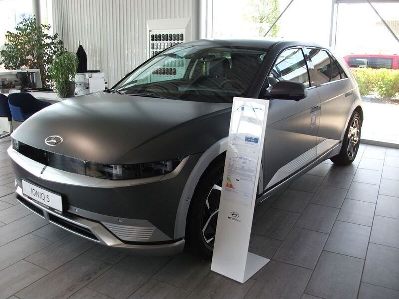 Shooting star Gebraucht 2023 Hyundai Ioniq 5 SUV | 45.490 € (Teuer) - Bild 1/4