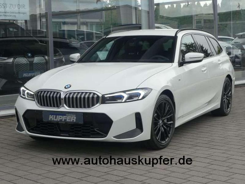 Alpinweiss 3 Gebraucht 2024 BMW 330 M Sport Kombi | 45.900 € (Fairer Preis) - Bild 1/4