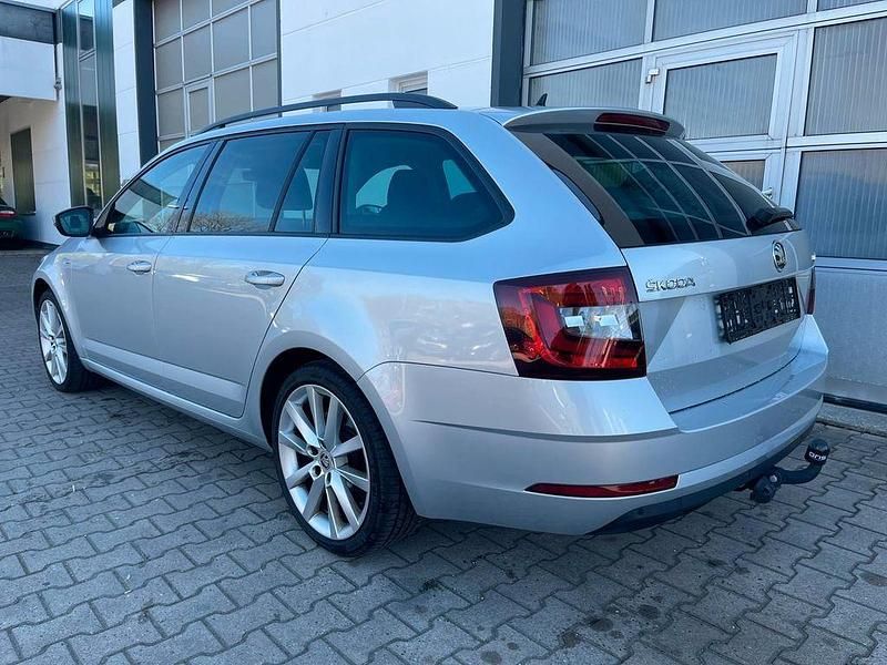 Gebraucht Skoda Octavia Soleil 150 PS (110 kW) 2020 Silber Kombi