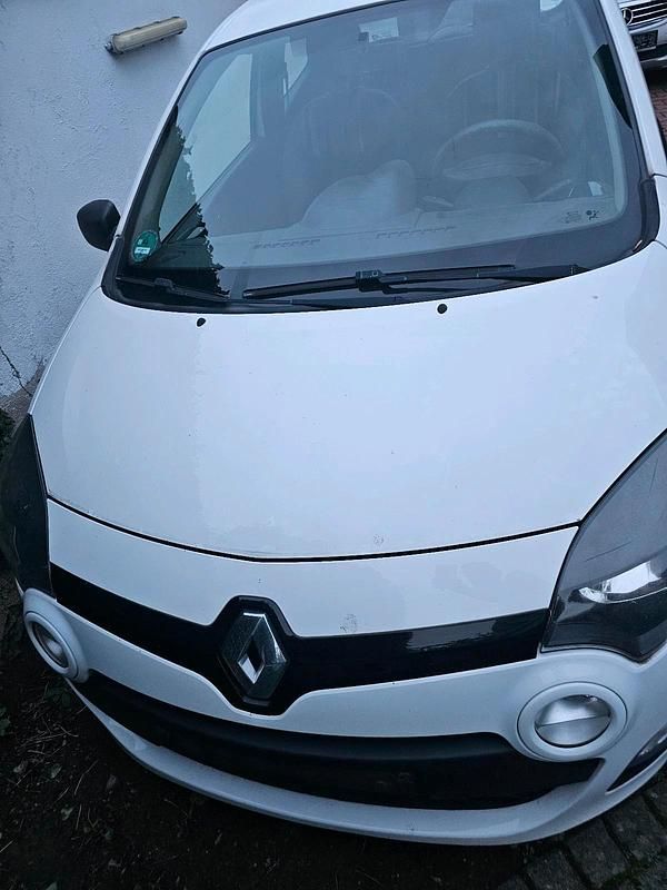 Weiß Gebraucht 2014 Renault Twingo Kleinwagen | 2.000 € - Bild 1/4