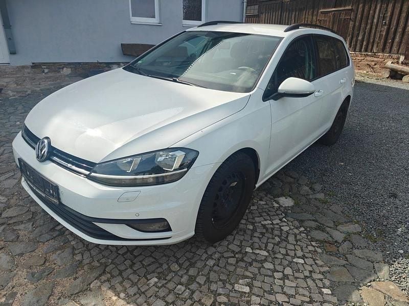 Gebraucht VW Golf VII 116 PS (85 kW) 2017 Weiß Kombi