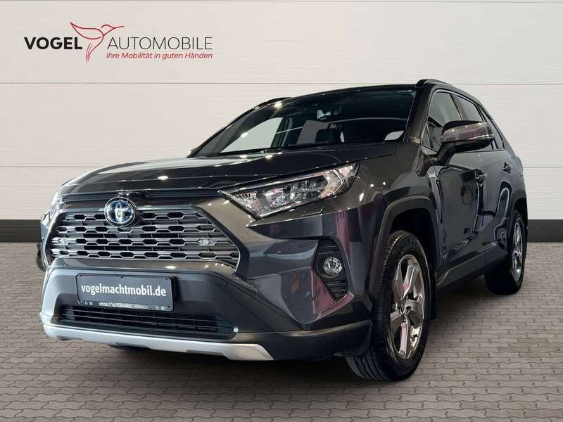 Grey metallic Gebraucht 2020 Toyota RAV4 Hybrid Team SUV | 30.780 € (Fairer Preis) - Bild 1/4