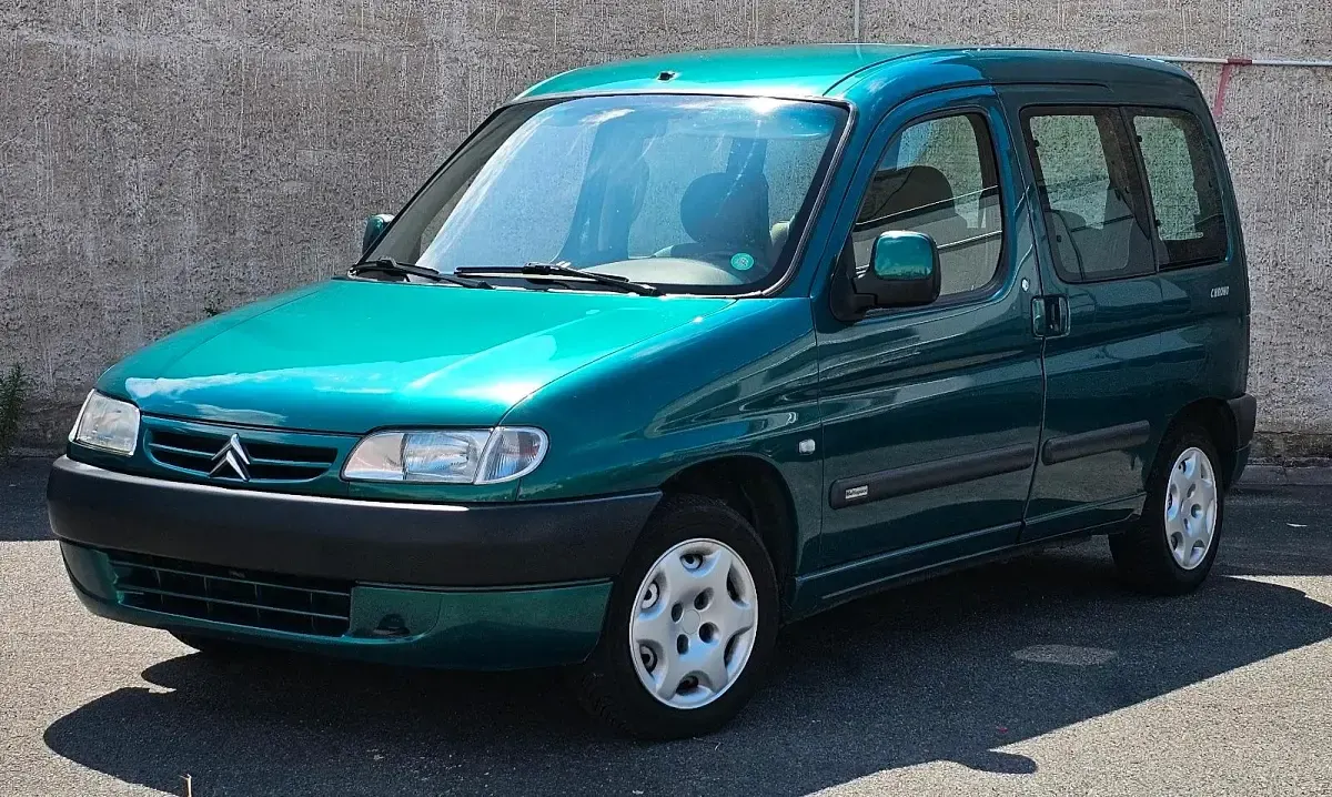 Gebraucht Citroën Berlingo 75 PS (55 kW) 2001 Grün Van / Kleinbus