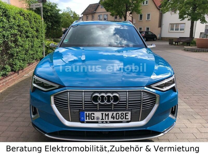Gebraucht Audi e-tron Edition .1 264 kW (360 PS) 2019 Blau SUV