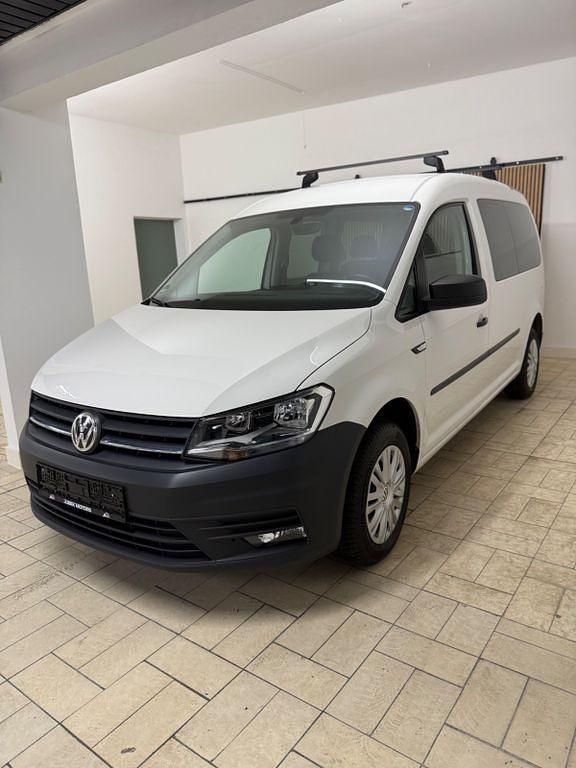 Gebraucht VW Caddy Maxi 102 PS (75 kW) 2018 Weiß Van / Kleinbus