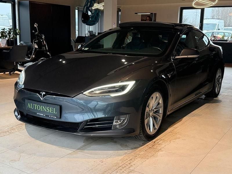Second-hand Tesla Model S 241 kW (328 CP) 2019 Gri Hatchback