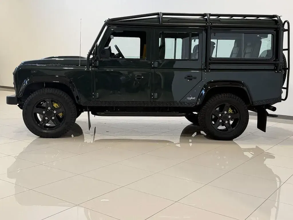 Gebraucht Land Rover Defender 435 PS (319 kW) 2009 Grün SUV