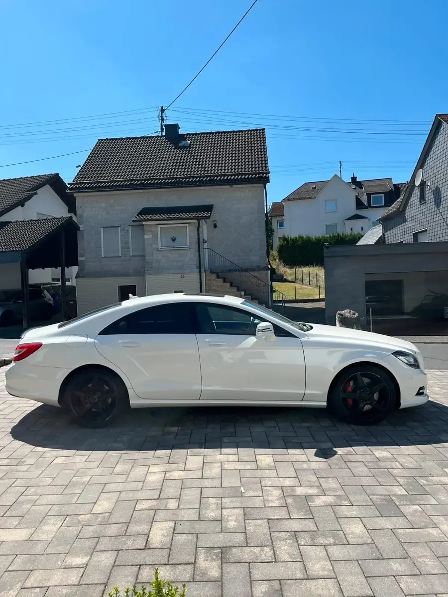 Gebraucht Mercedes CLS500 408 PS (300 kW) 2011 Weiß Coupé