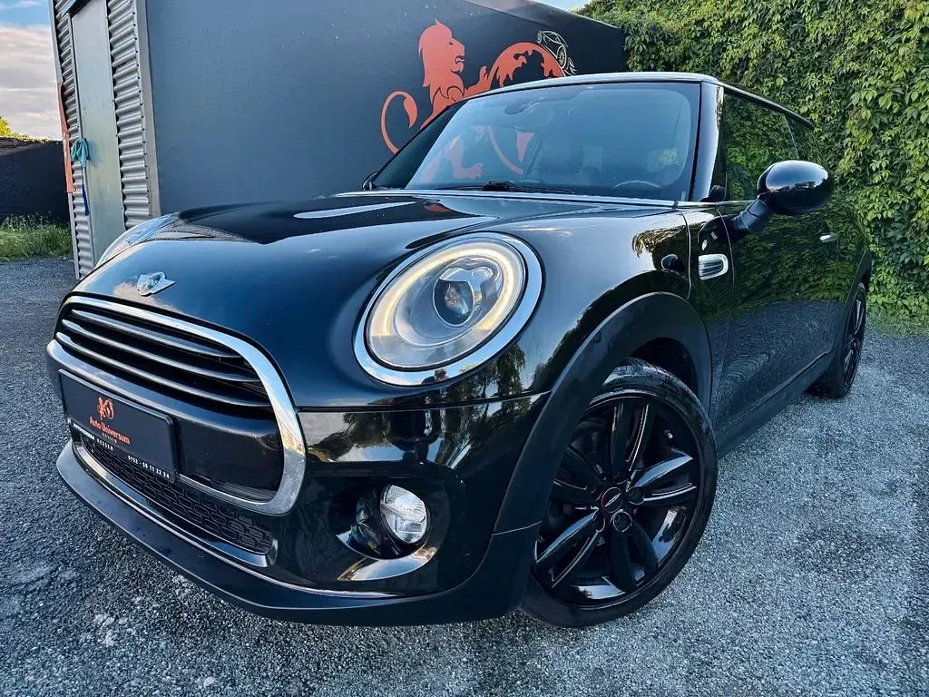 Gebraucht Mini Cooper 136 PS (100 kW) 2018 Schwarz Kleinwagen