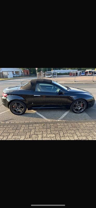Schwarz Gebraucht 2010 Alfa Romeo Spider Cabrio | 22.900 € - Bild 1/4