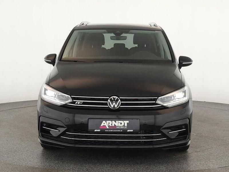 Gebraucht VW Touran Highline 150 PS (110 kW) 2025 Deep black perleffekt Van / Kleinbus