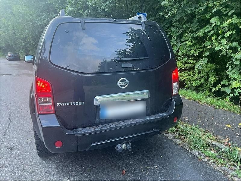 Gebraucht Nissan Pathfinder 231 PS (169 kW) 2012 Schwarz SUV