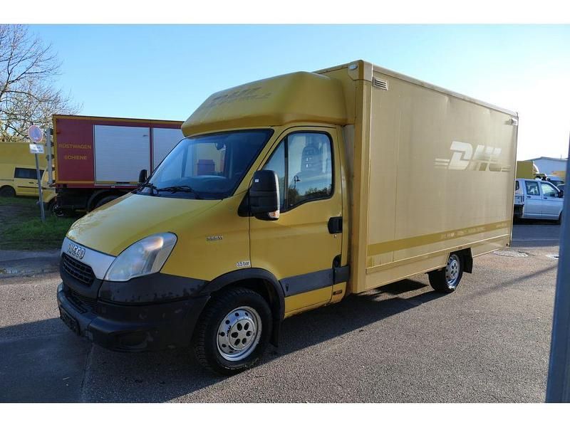 Gebraucht Iveco Daily 106 PS (77 kW) 2012 Gelb Van