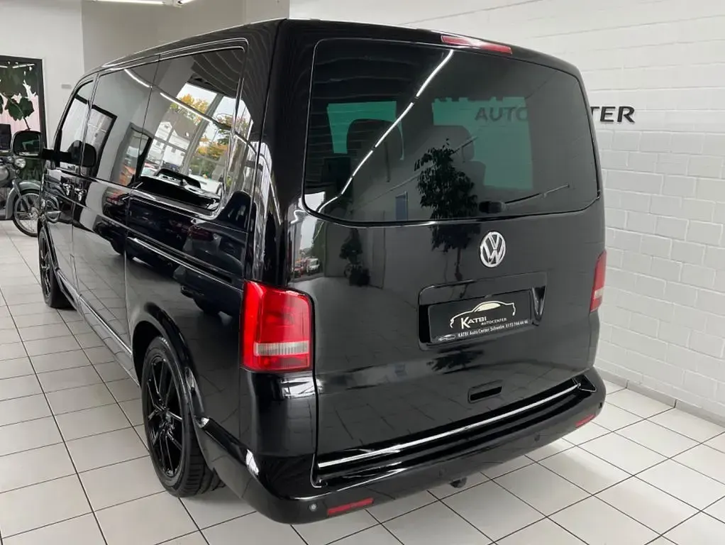 Gebraucht VW Multivan Highline 180 PS (132 kW) 2010 Schwarz Van / Kleinbus