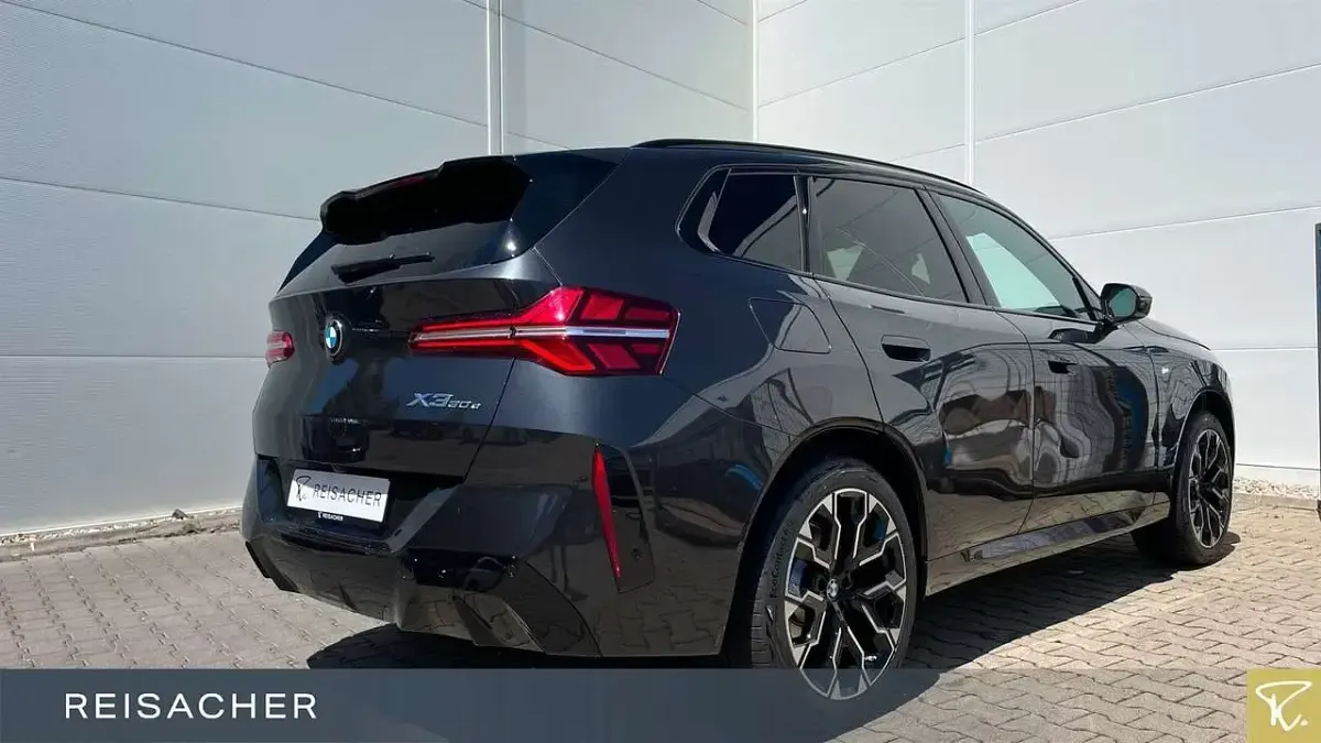 Neu BMW X3 Performance 299 PS (219 kW) 2026 Sophistograu brillanteffekt SUV